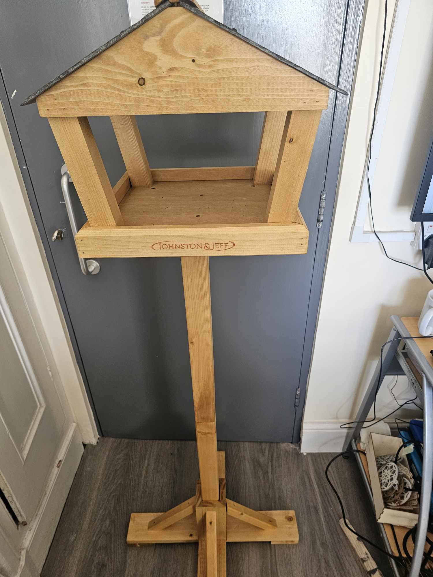 Bespoke wooden bird box (large)